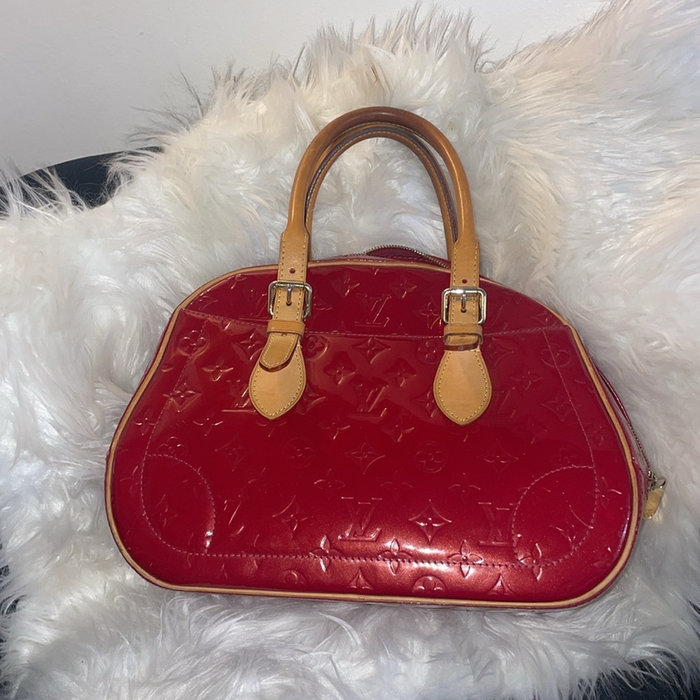 Vintage Authentic Louis Vuitton Vernis Leather Summit Drive Boston Bag Red 🍒